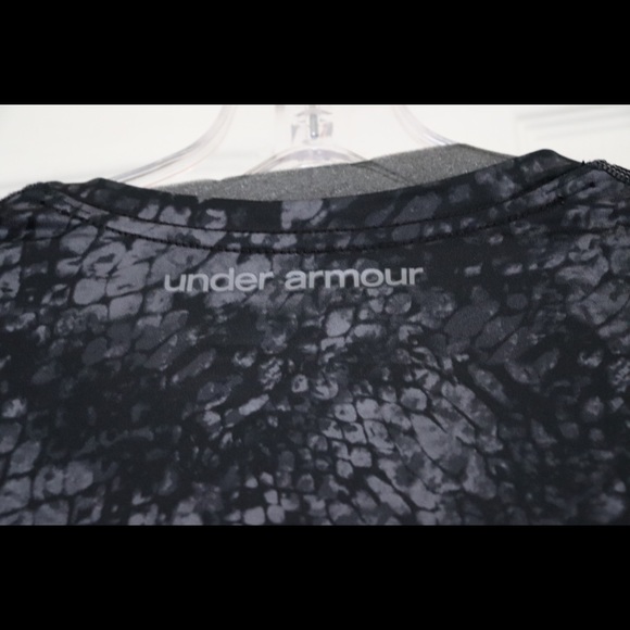 Under Armour T-Shirt - Picture 3 of 4